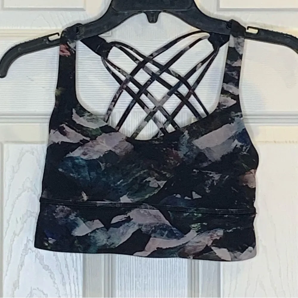 Lululemon Free to Be Bra *Wild Long Line Size 4